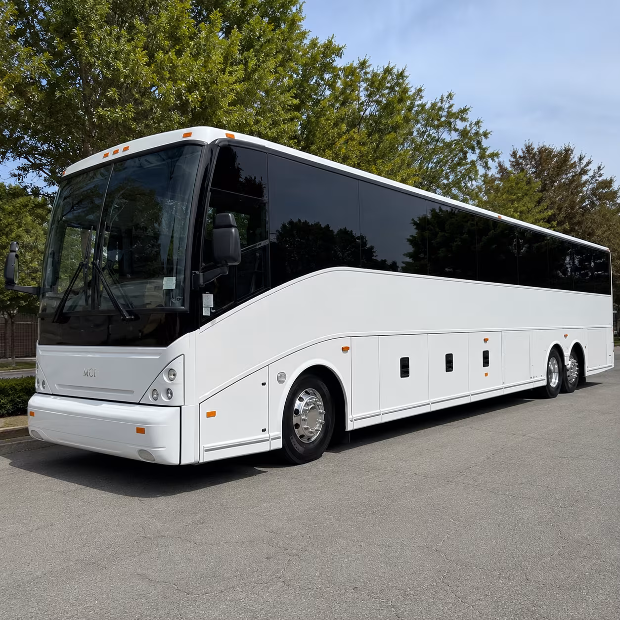 busrentalscranton com is how scranton groups get to the airport without the stress