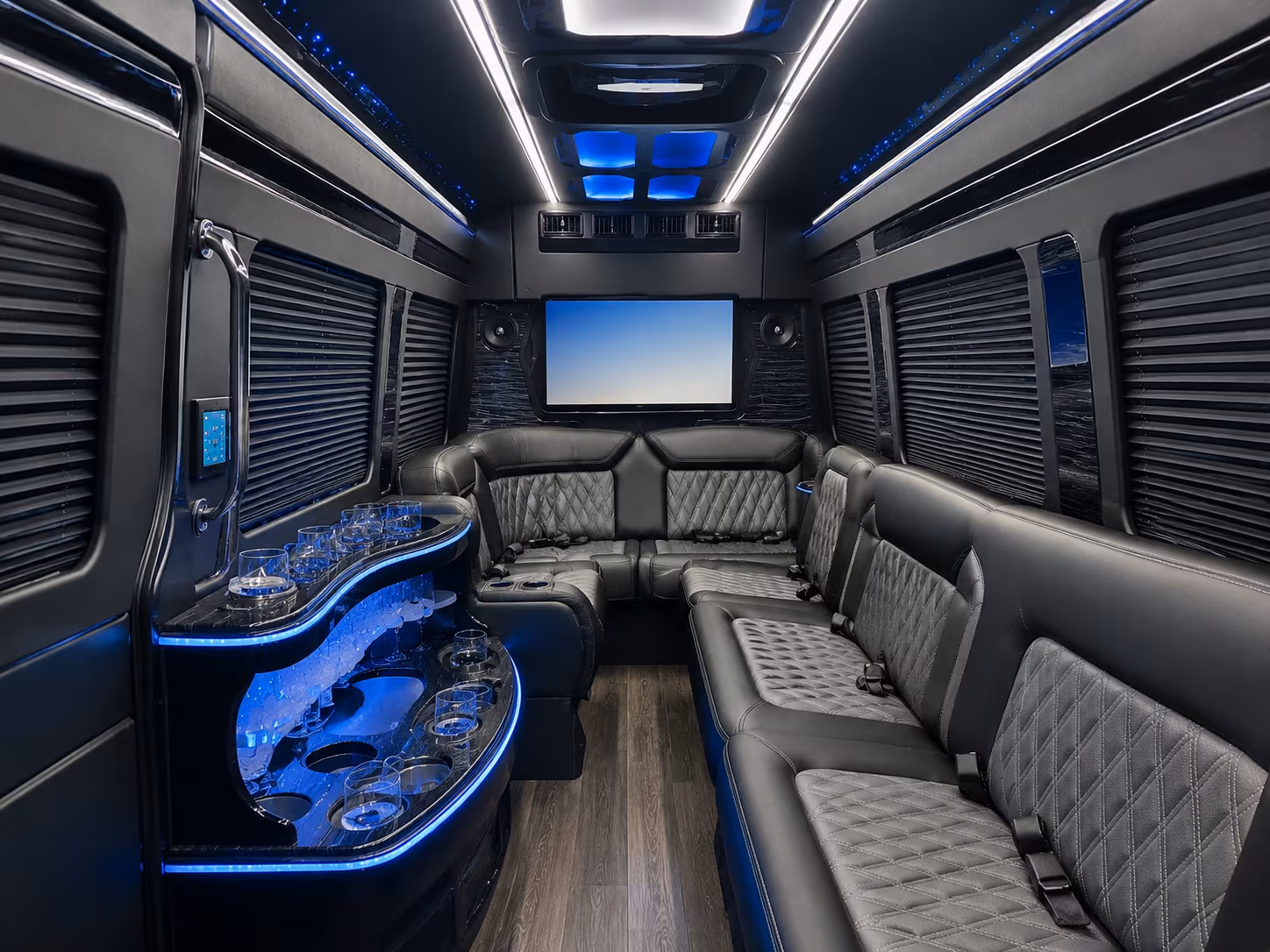 busrentalscranton com makes pocono raceway and yankees stadium trips simple