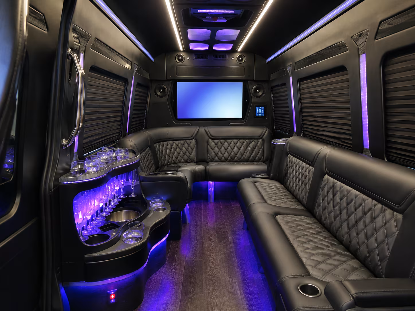 group transportation to mohegan pennsylvania and pocono mountain corporate retreats